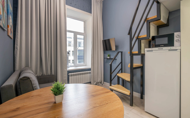 Sovremennaya Studiya Nedaleko Ot Nevskogo Prospekta Flat