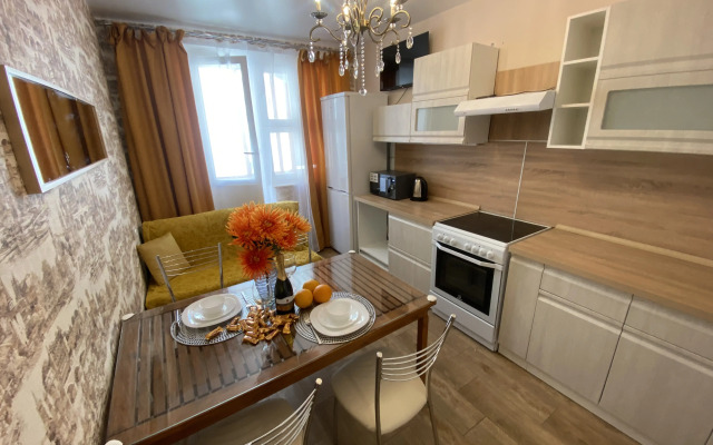 Ryadom s metro i parkom Flat