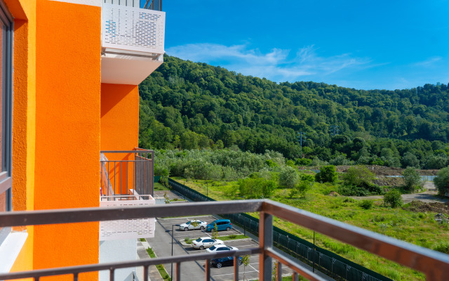 Svetlye Ot LetoApart Apartments