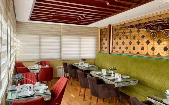 Clover Boutique Hotel