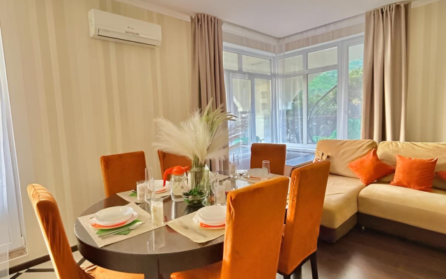 Улучшенные трехкомнатные апартаменты с террасой