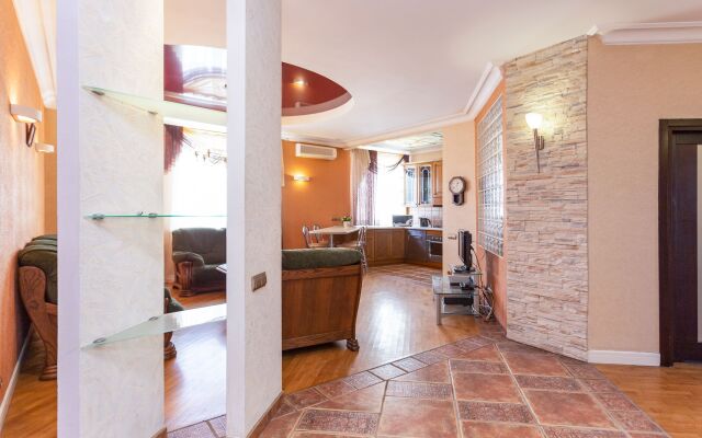 Апартаменты в центре города рядом со стадионом Динамо