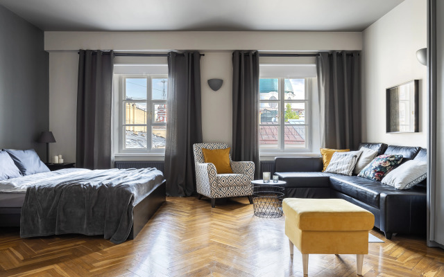 Апартаменты Двухуровневые Little Italy 140 кв.м с видом на собор