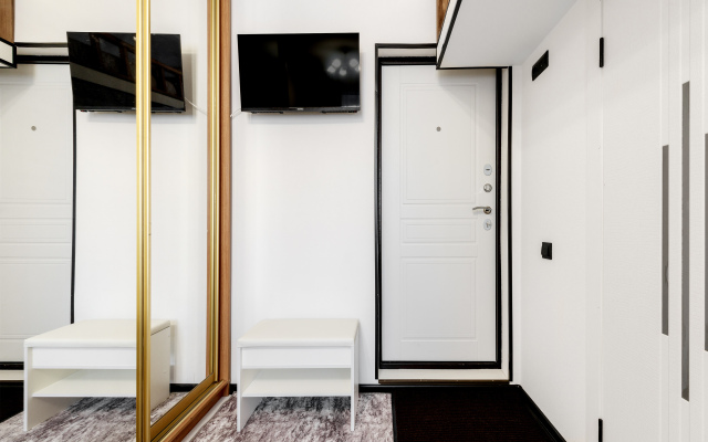 Dvukhurovnevye Apartamenty Na Bumazhnaya Dom 20 Apartments