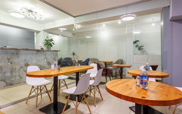 M&DHost Hostel