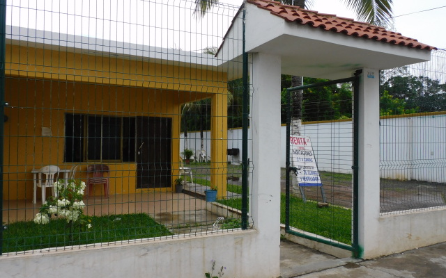 Отель Habitaciones América Rotamundos