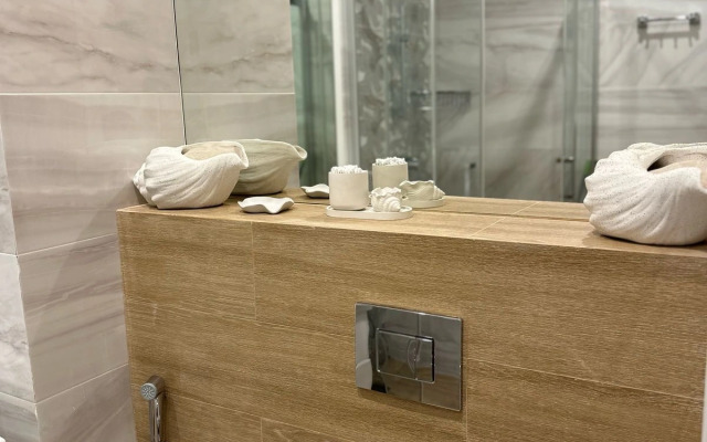 Sovremennaya V Tsentre Adlera Flat