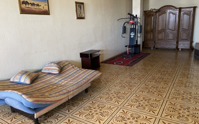 Sahara Ahtari Apartments