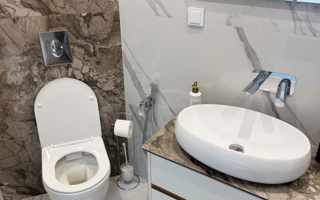 Uyutnaya kvartira na Semi Vetrakh Flat