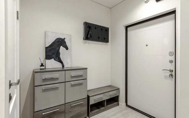 Prostornye u Nevy Apartments