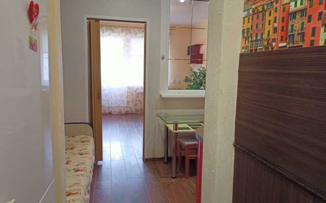 Studiya Tula Flat