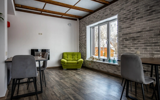 Ryzhiy poni Guest House