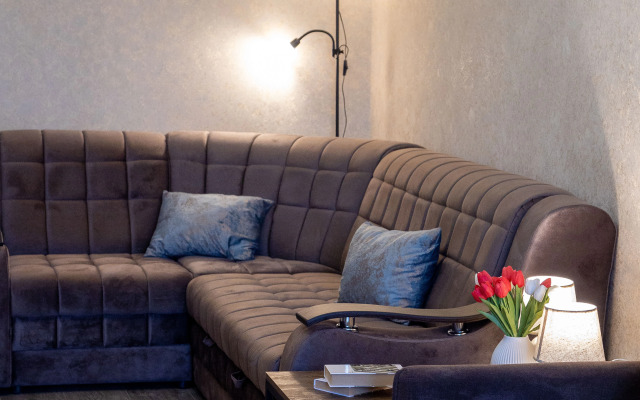 Квартира Двухкомнатная на Губина