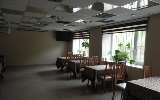 Izumrud Hotel