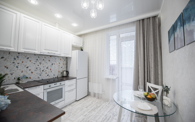 Апартаменты Smile Apartments с Балконом в Новом Доме