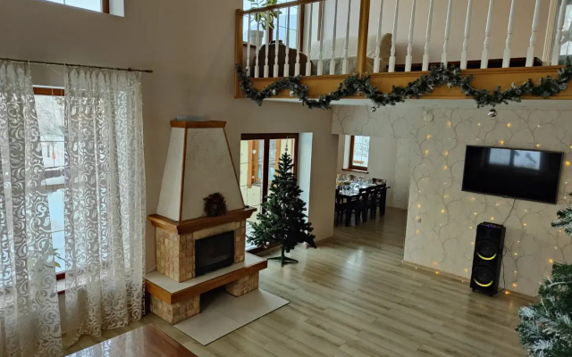 Na Leningradskom Shosse Private House