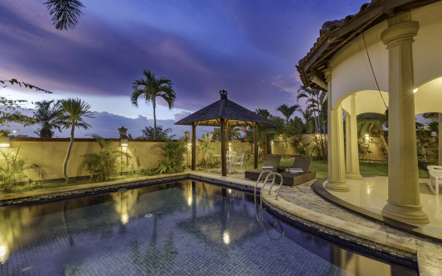 Бутик-отель The Beverly Hills Bali Villas Jimbaran