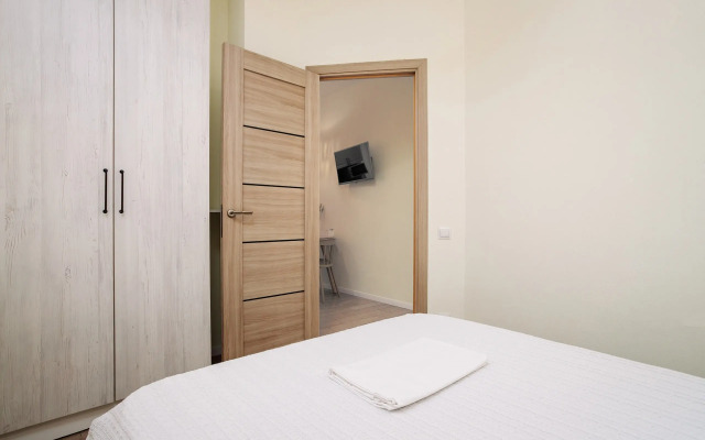 Na Trostnikovoj 35-2 More Apartments