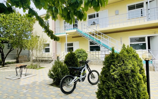 Surron Anapa Camp Apartments