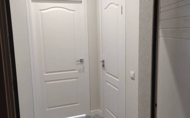 Na Kommunisticheskoy Apartments