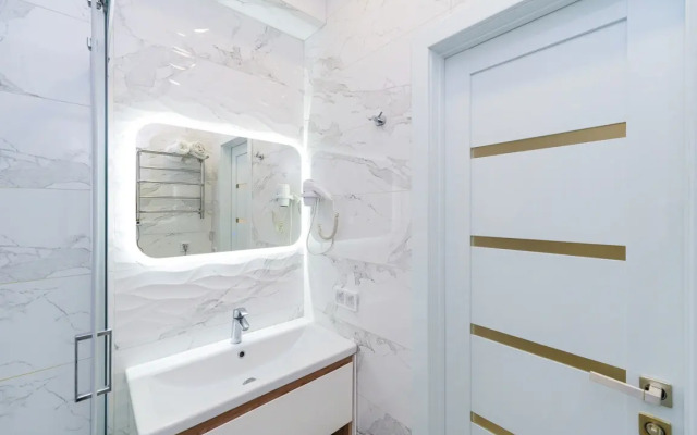 2 Krymskiy Mamayka Apartment