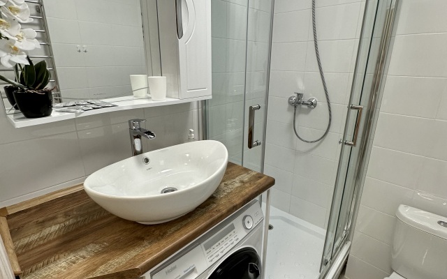 Квартира на 65 лет Победы 6