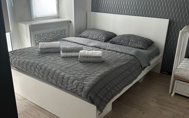 Na Komsomolskoy 25b Flat