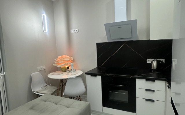 Yevro2 Kh Komnatnaya V Tsentre Flat