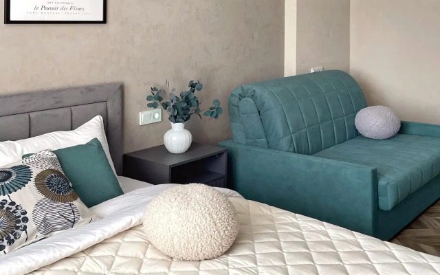 Udachnye Sutki Layf Flat