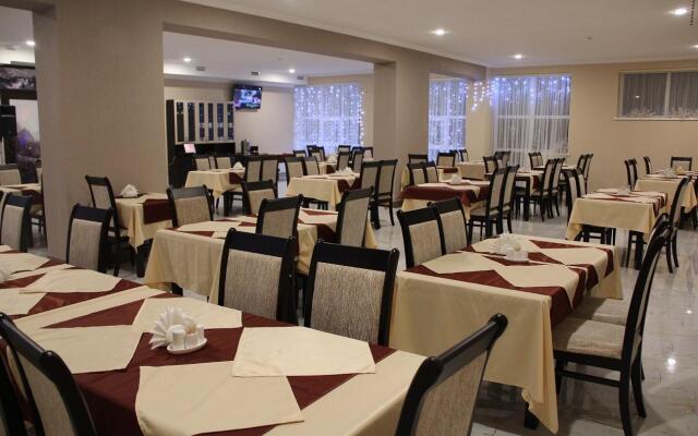 Отель Смайл