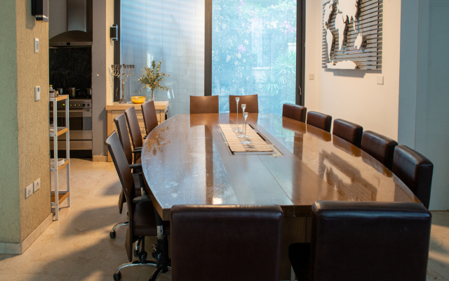 Grace Holon Guest house