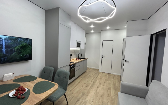 Shikarnaya Zhk Frukty Flat