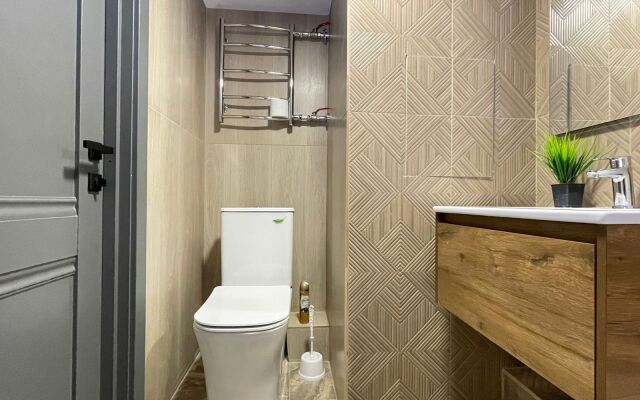 Uyutnye Sovremennye Vmestitelnye Apartamenty 615 Apartments