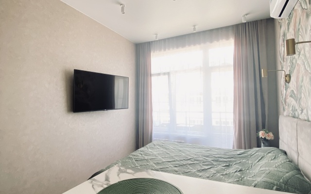 Monro Apartment