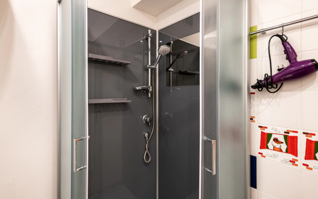 Dvukhkomnatnye Apartamenty Natali U Metro Sevastopolskaya Apartments