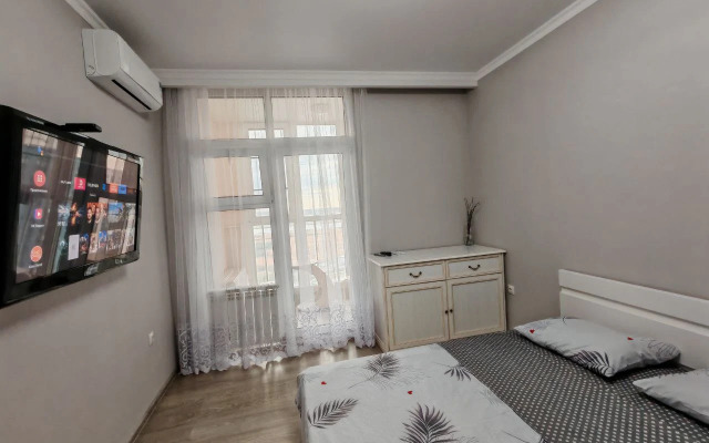 V Prekrasnom Novom Zhk Levoberezhye Flat