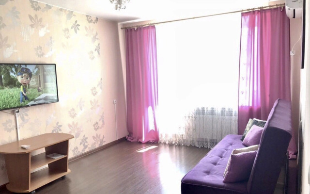 Квартира Трехкомнатная