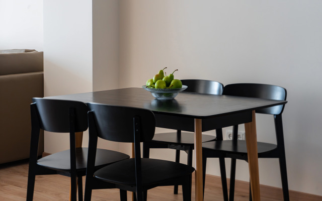 KeyGo #0093, 1 Bedroom, Near Dvin Music Hall Apartments