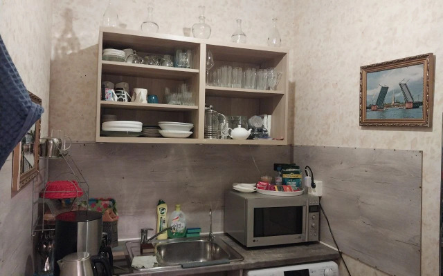 Мебелированные комнаты Космос на Владимирском