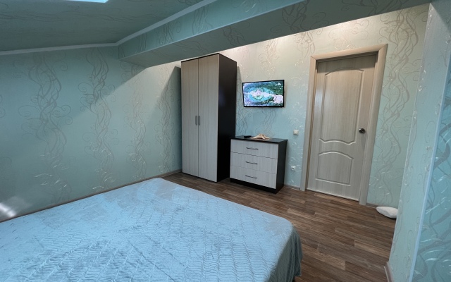 Квартира двухкомнатная Туристическая 3