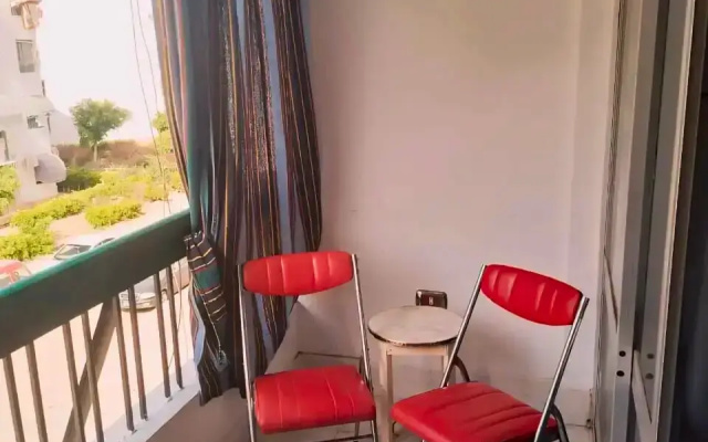 Мебелированные комнаты Gadou Rooms