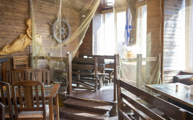 Lucky-House Guest house