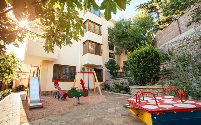 Peyzazh Guest House