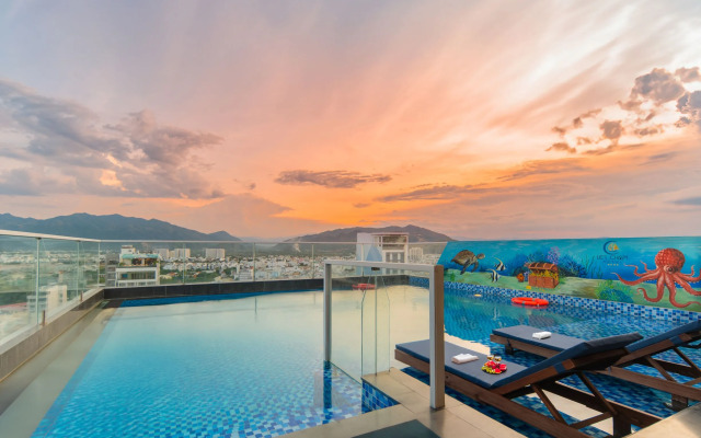 Le's Cham Hotel