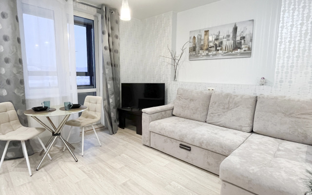 Апартаменты Уютные 1-комнатные на Июльских Днях д. 1 к. 2