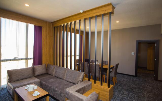 Sky Business Hotel