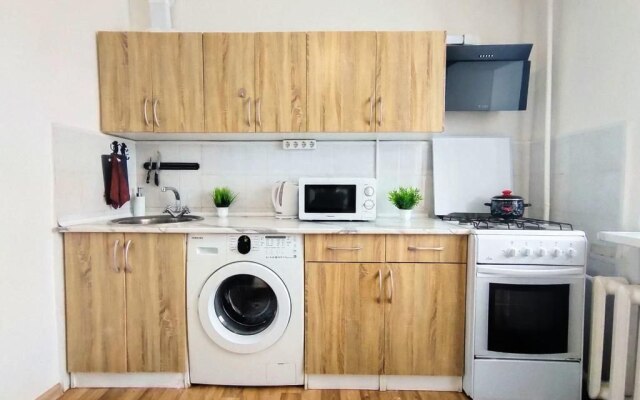 Uyutnaya Kvartira S Novym Remontom Apartments