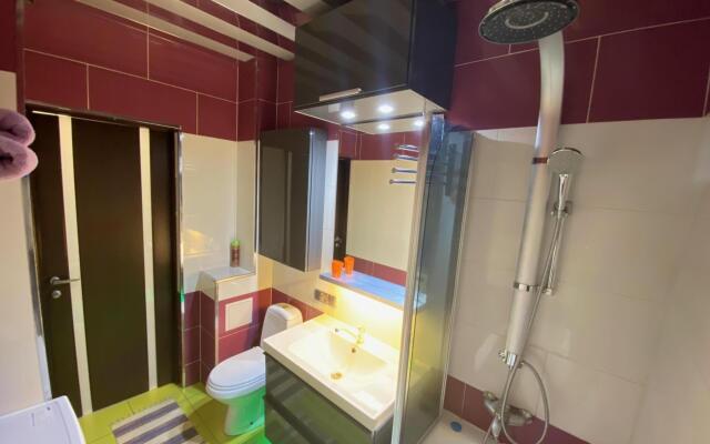 Royal Stylish Apartments u Korolevskikh vorot Flat
