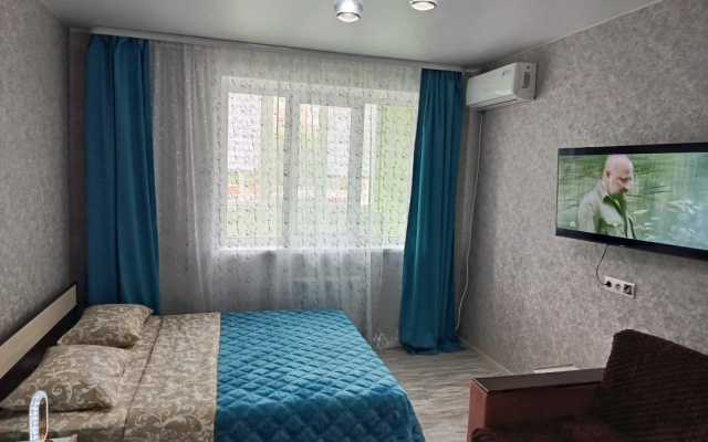 Shikarnaya Odnokomnatnaya Kvartira Ryadom S Vokzalom Flat