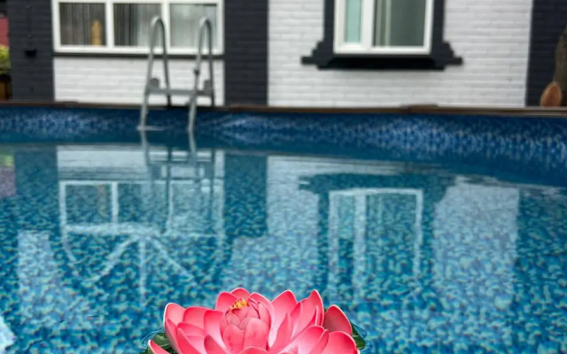 Частный дом Рафаэлла Сапфир